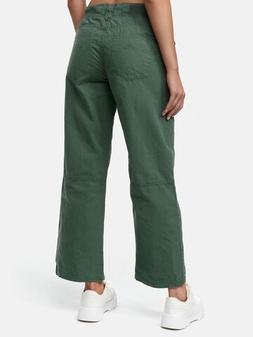 Tazzio Regular Hose 'F601' in Grün