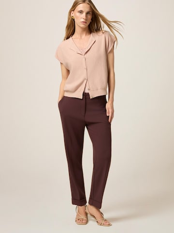 Regular Pantalon oltre en rouge