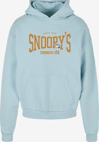 Merchcode Sweatshirt 'Peanuts - Strength Club' in Blauw: voorkant