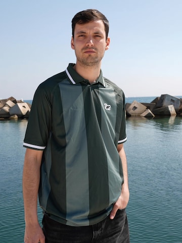 Surf Monkey Funktionsshirt in Grün