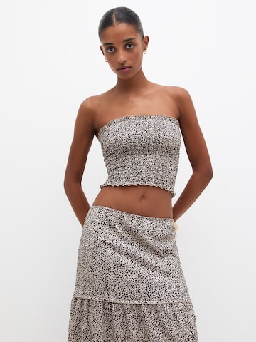 Pull&Bear Top in Bruin: voorkant