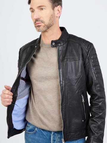 JCC Between-season jacket in Black