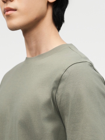 GAP Футболка 'CLASSIC' в Зеленый