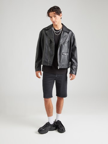 REPLAY T-Shirt in Schwarz: Vorderseite