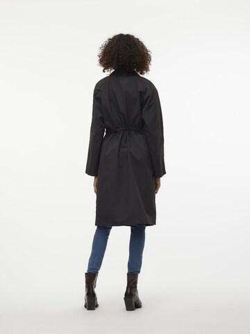 VERO MODA Tussenmantel in Zwart