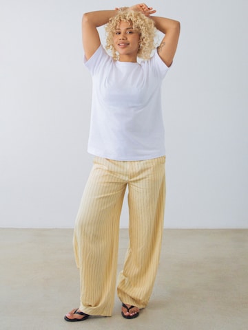 Honest Basics Shirt 'Hipster' in Wit