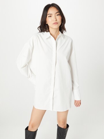 balta Misspap Palaidinės tipo suknelė 'Poplin Ruched Open Back Shirt Dress': priekis