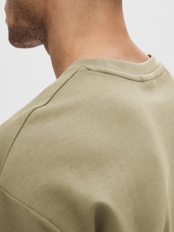 T-Shirt 'OSCAR' SELECTED HOMME en gris