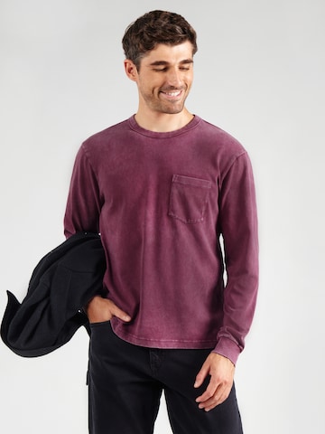 GAP T-shirt i röd: framsida