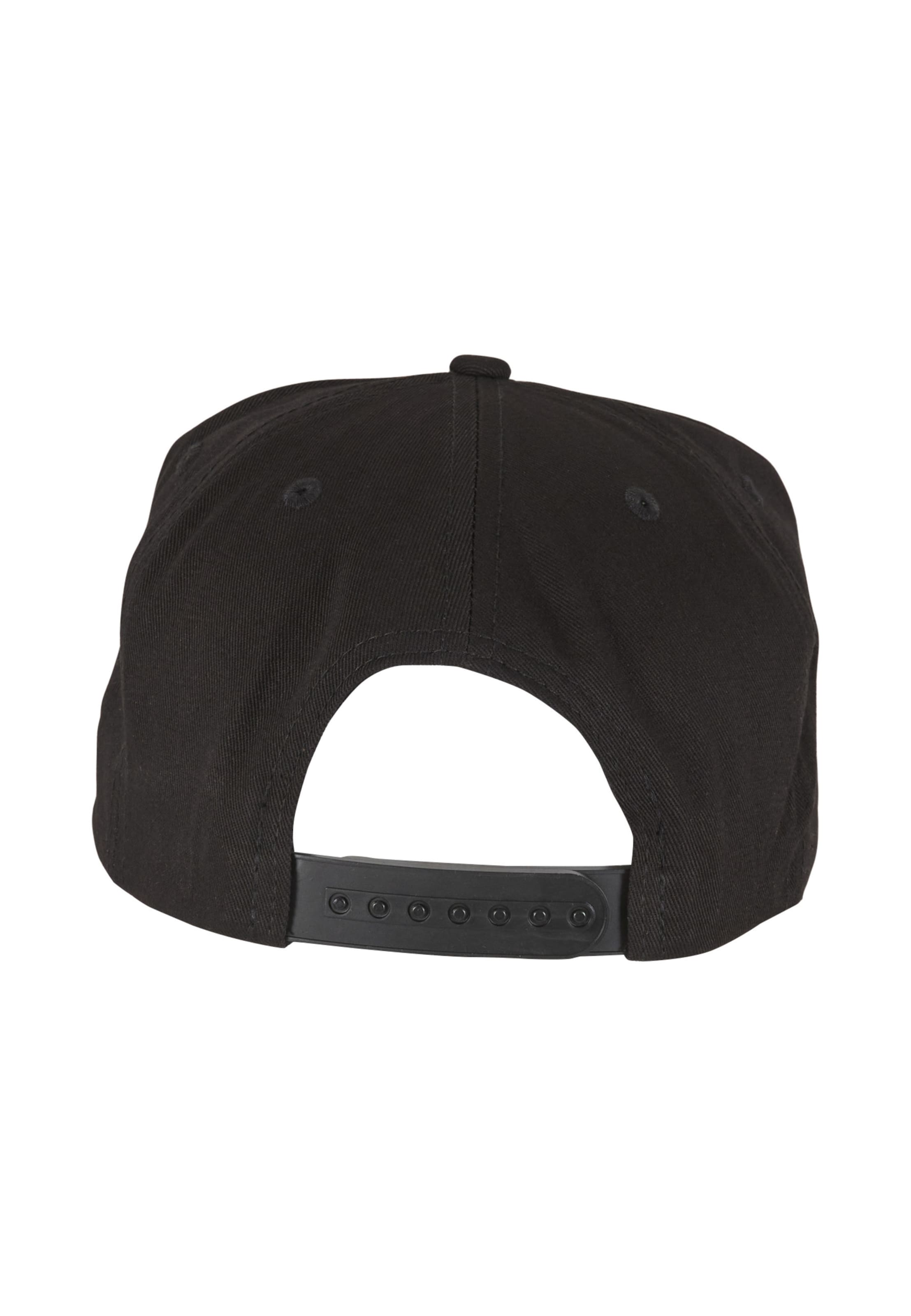 ROCAWEAR Cap 'Carter' in Black
