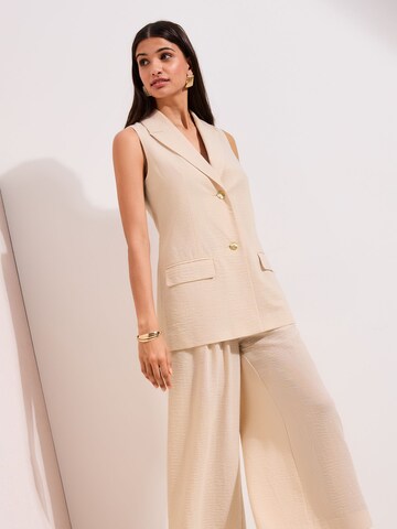 Friends Like These Gilet in Beige