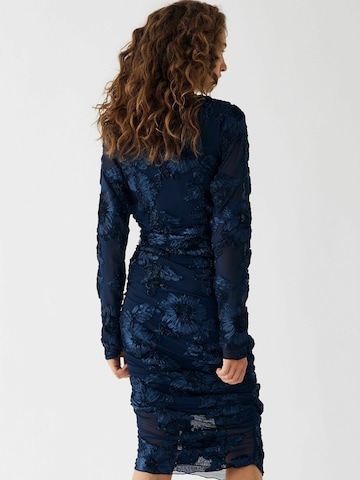 Noella Mekko ' Lavinia ' värissä sininen