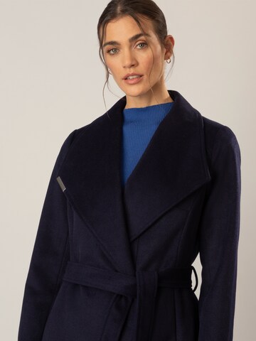 APART Between-Seasons Coat in Blue