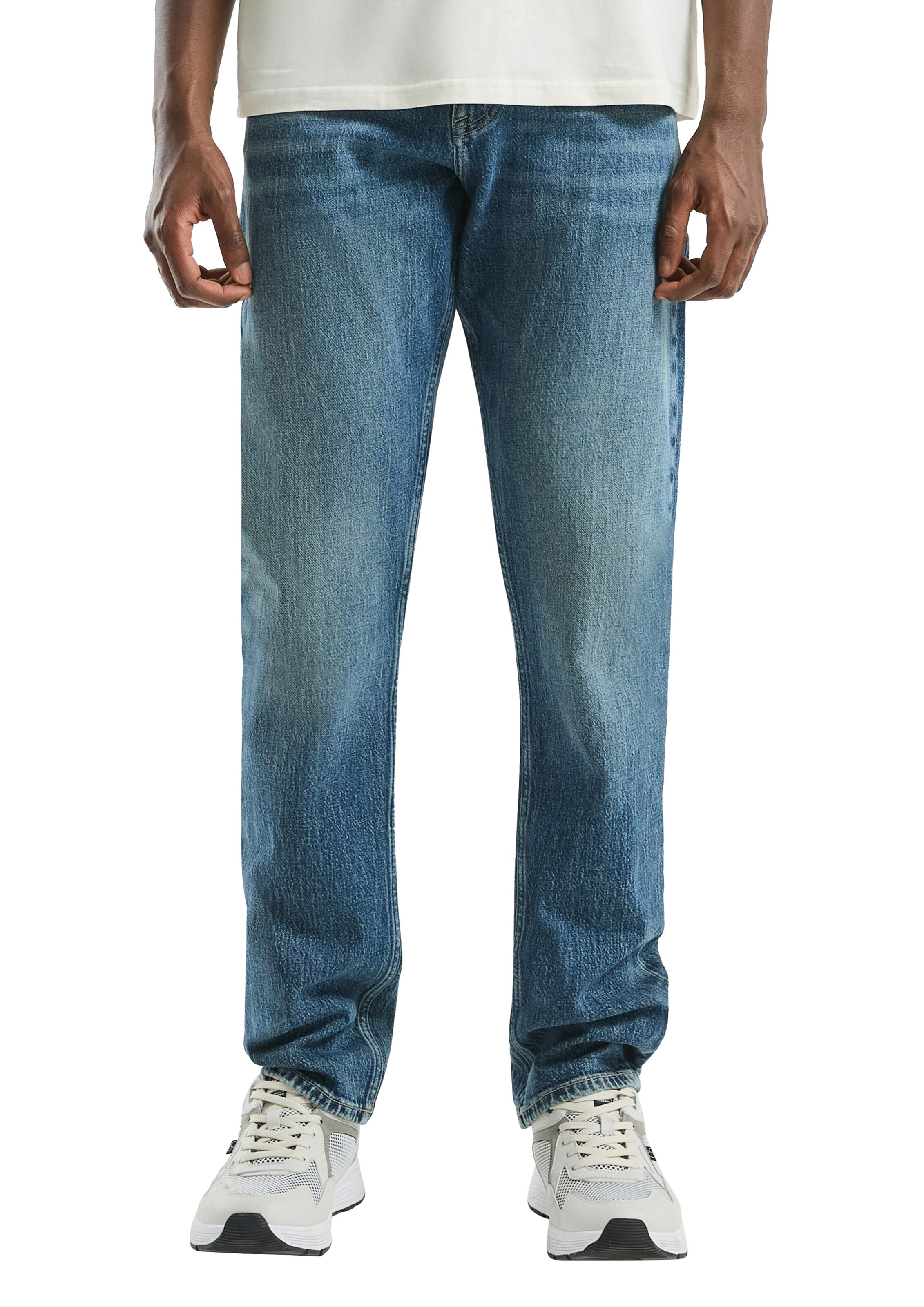 QS Обычный Джинсы 'Pete' в Синий: спереди