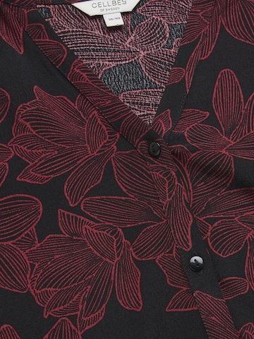 Robe Cellbes of Sweden en rouge