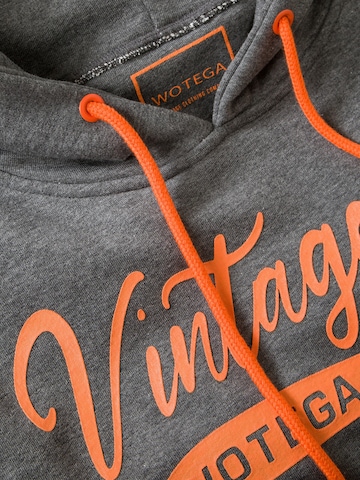 WOTEGA Sweatshirt 'WT Star' in Grey