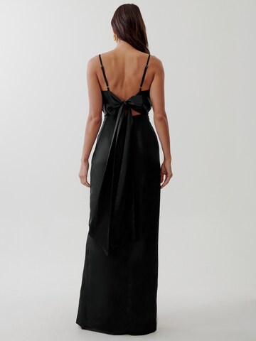 Chancery Dress 'FONTANA' in Black: back