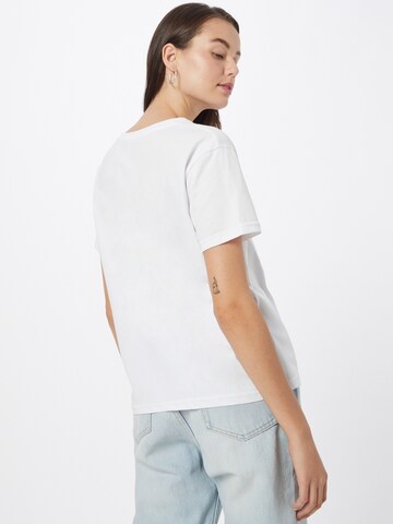 T-shirt Trendyol en blanc