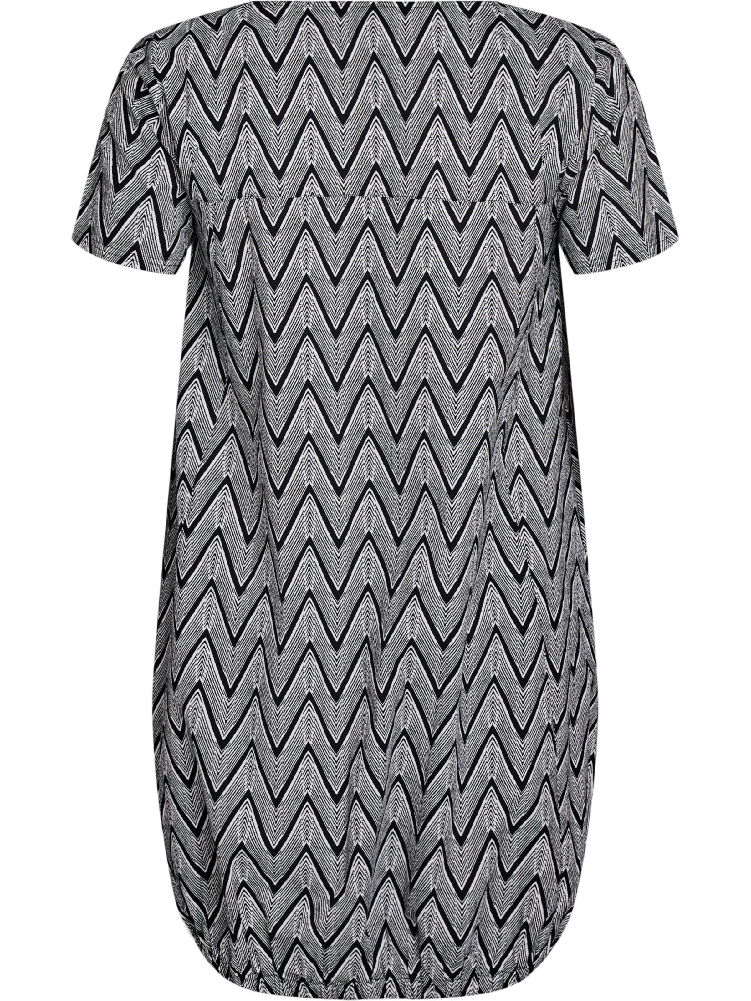 Abito 'Jeasy' di Zizzi in bianco