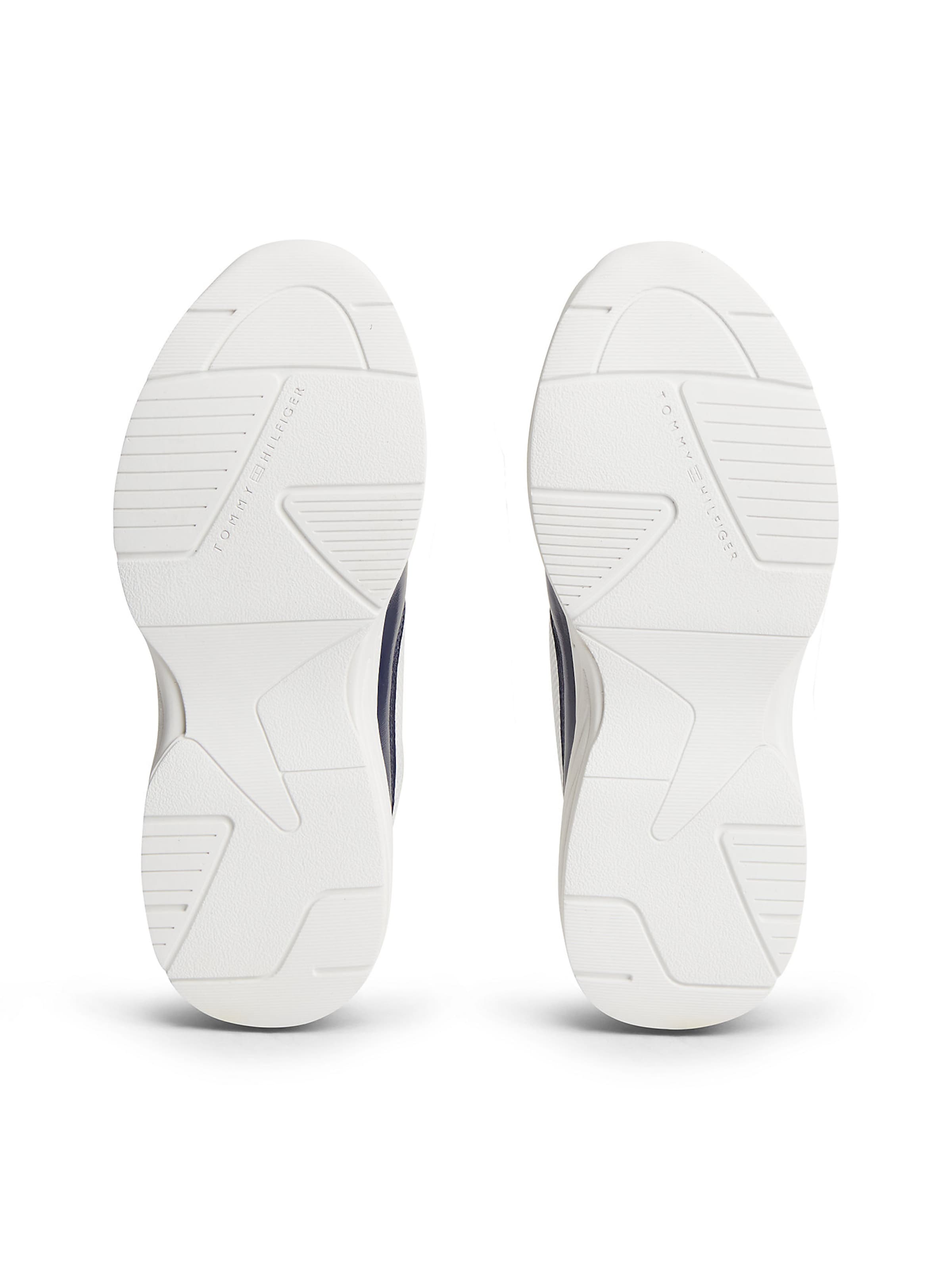 Baskets basses TOMMY HILFIGER en blanc