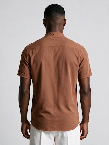 Antioch Slim fit Skjorta i brun
