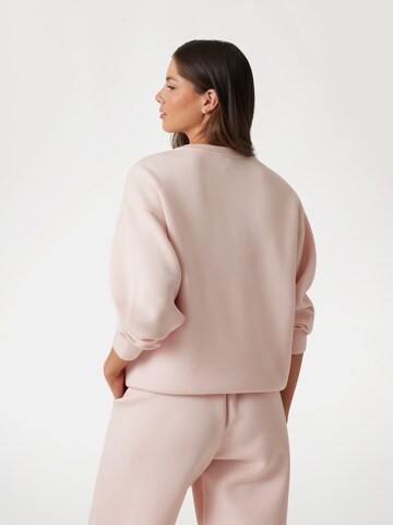 GUESS Sweatshirt 'Cecilia' in Pink