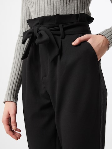 ONLY Tapered Pleat-Front Pants 'Pheobe' in Black