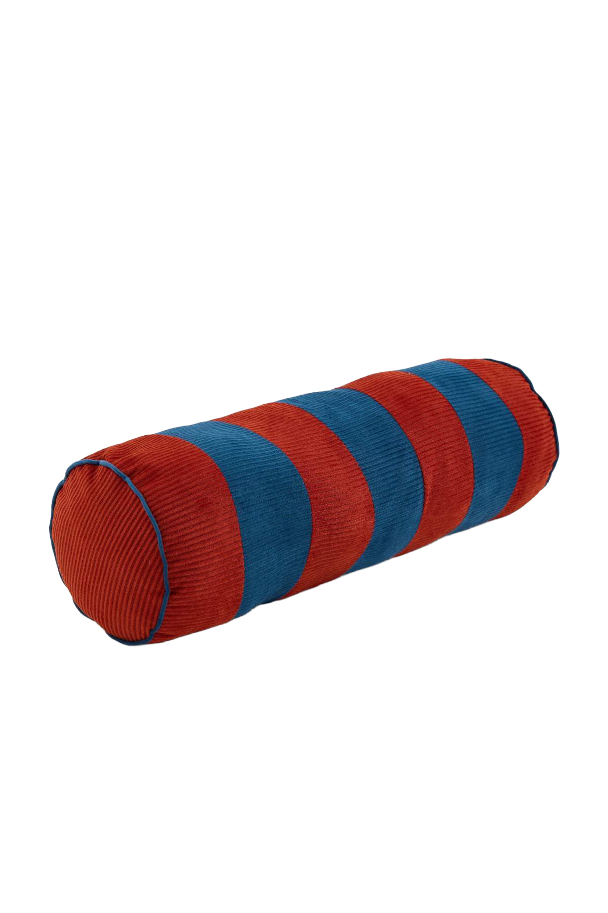 Cuscino di Trendyol in rosso: frontale