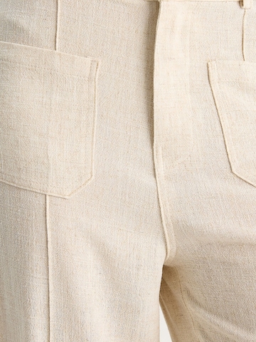 Bianco Lucci Loose fit Trousers with creases in Beige