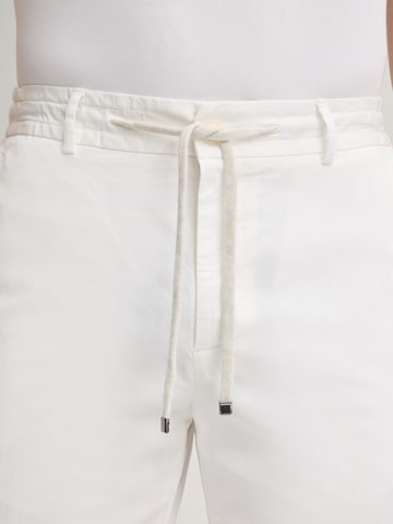 Regular Pantalon JOOP! en blanc