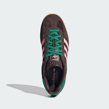 ADIDAS ORIGINALS Trampki niskie 'Gazelle' w kolorze brązowy