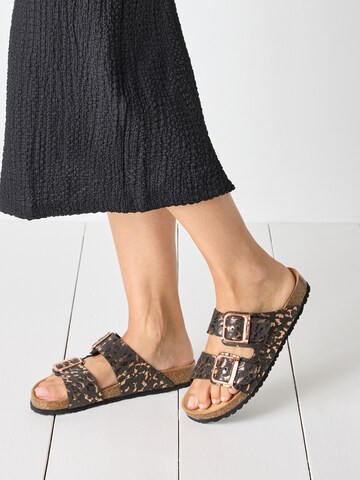 Tamaris Nizki natikači | črna barva