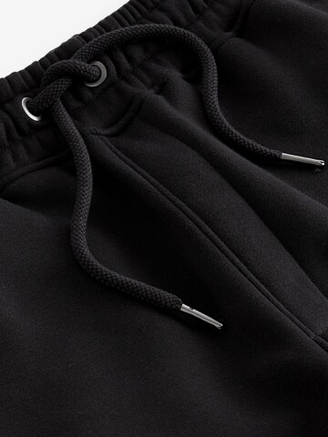 Effilé Pantalon cargo Next en noir