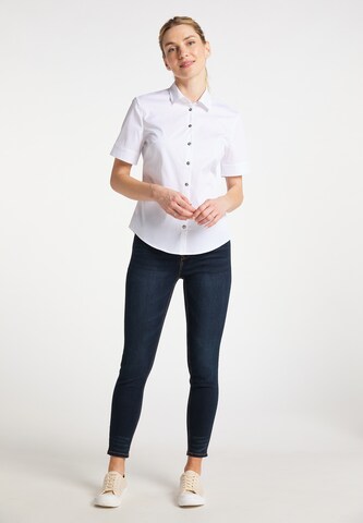 usha BLUE LABEL - Blusa en blanco