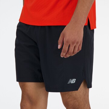 Regular Pantalon de sport new balance en noir