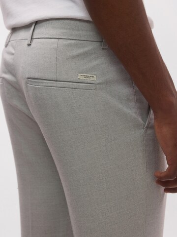 SCOTCH & SODA Slimfit Παντελόνι τσίνο 'MOTT' σε γκρι