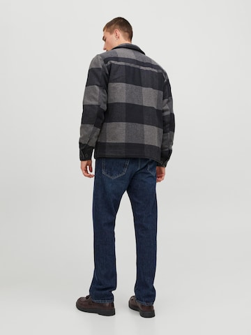 JACK & JONES Overgangsjakke 'Jax' i sort