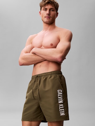 Calvin Klein Swimwear Regular Zwemshorts in Groen