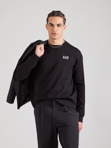 Felpa di EA7 Emporio Armani in nero
