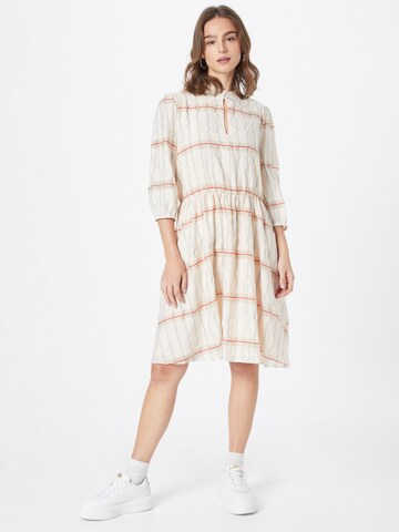 SAINT TROPEZ - Vestido 'Lucca' en beige