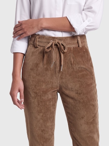 ONLY Tapered Broek 'POPTRASH' in Bruin