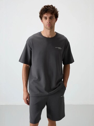 Tommy Life - Fato de desporto em cinzento