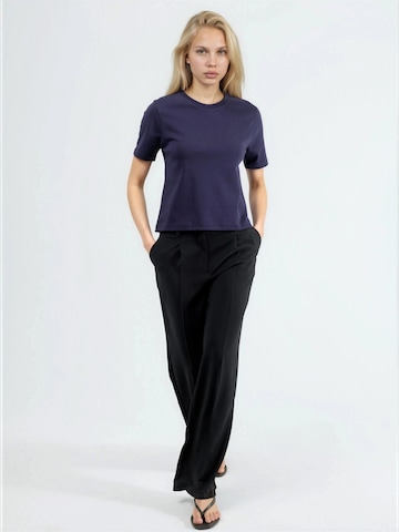 Busem T-Shirt in Blau