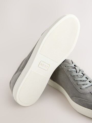 Baskets basses Next en gris