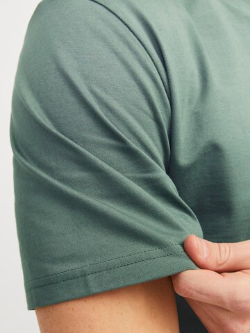 JACK & JONES Shirt 'JORTAMPA AOP BRANDING TEE' in Groen