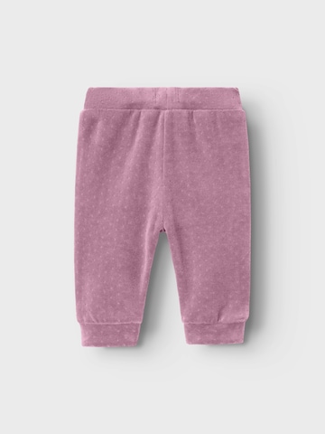 Tapered Pantaloni di NAME IT in lilla