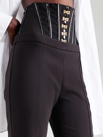 Elisabetta Franchi - Slimfit Pantalón en negro