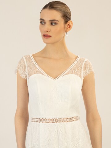 APART Evening Dress in White