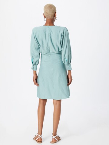 Rochie de la Closet London pe verde