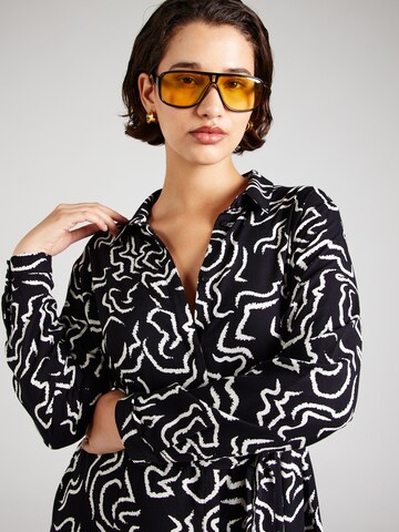 ABOUT YOU Curvy Sukienka 'Aurelia' w kolorze czarny